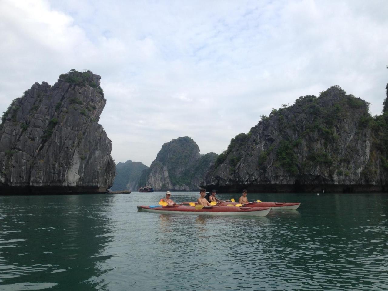 Alibaba's hotel Cat Ba Island Kültér fotó