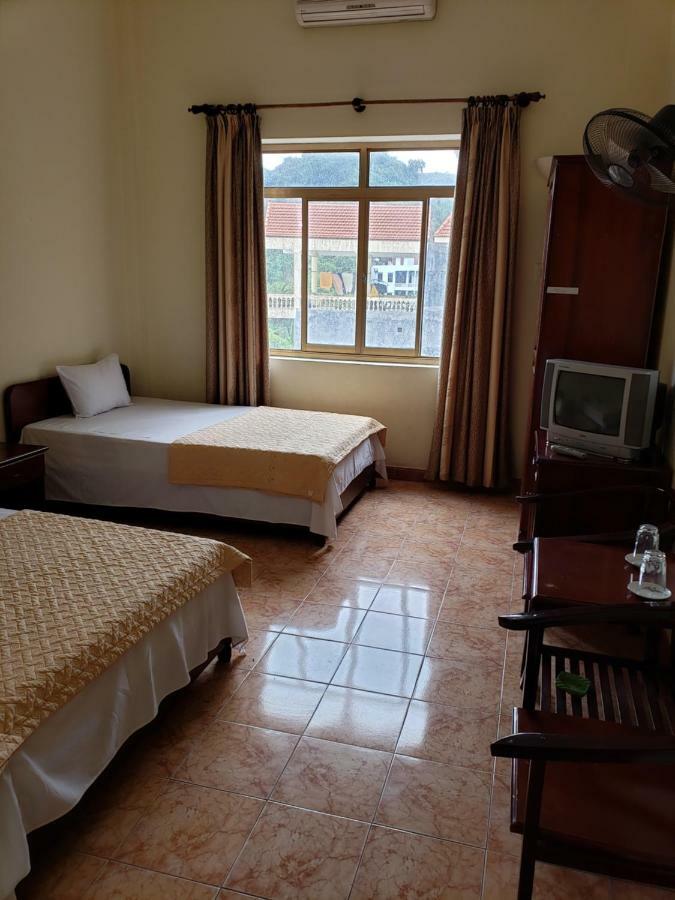 Alibaba's hotel Cat Ba Island Kültér fotó